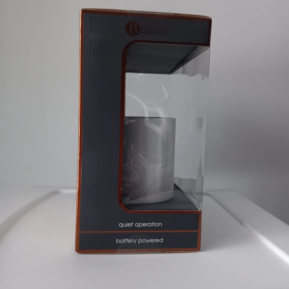 B Glam Ceramic Coffee Mug and Frother Boxed Gift Set Kitchen Home White Gold